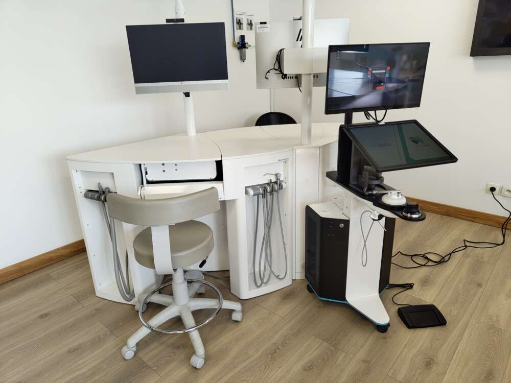 Simulator(s) Photo