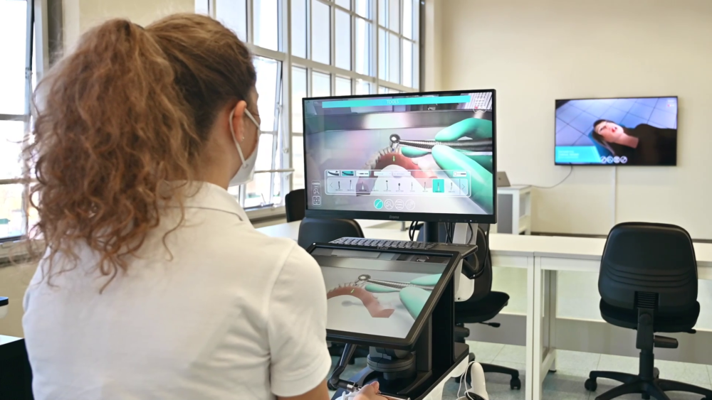 Simulator(s) Photo #2